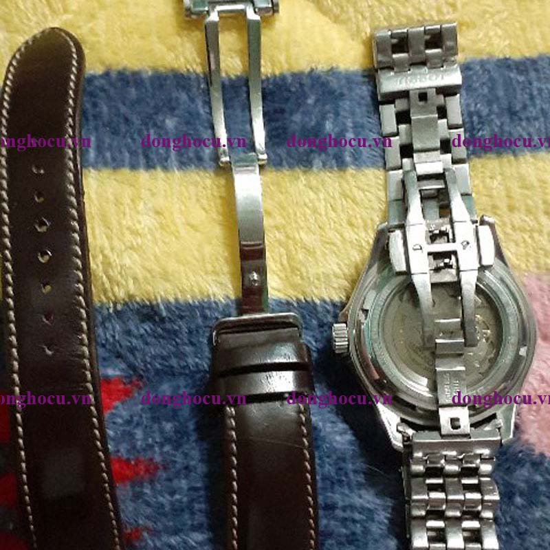 Đã bán )Mình muốn bán con đồng hồ seiko sarw 019